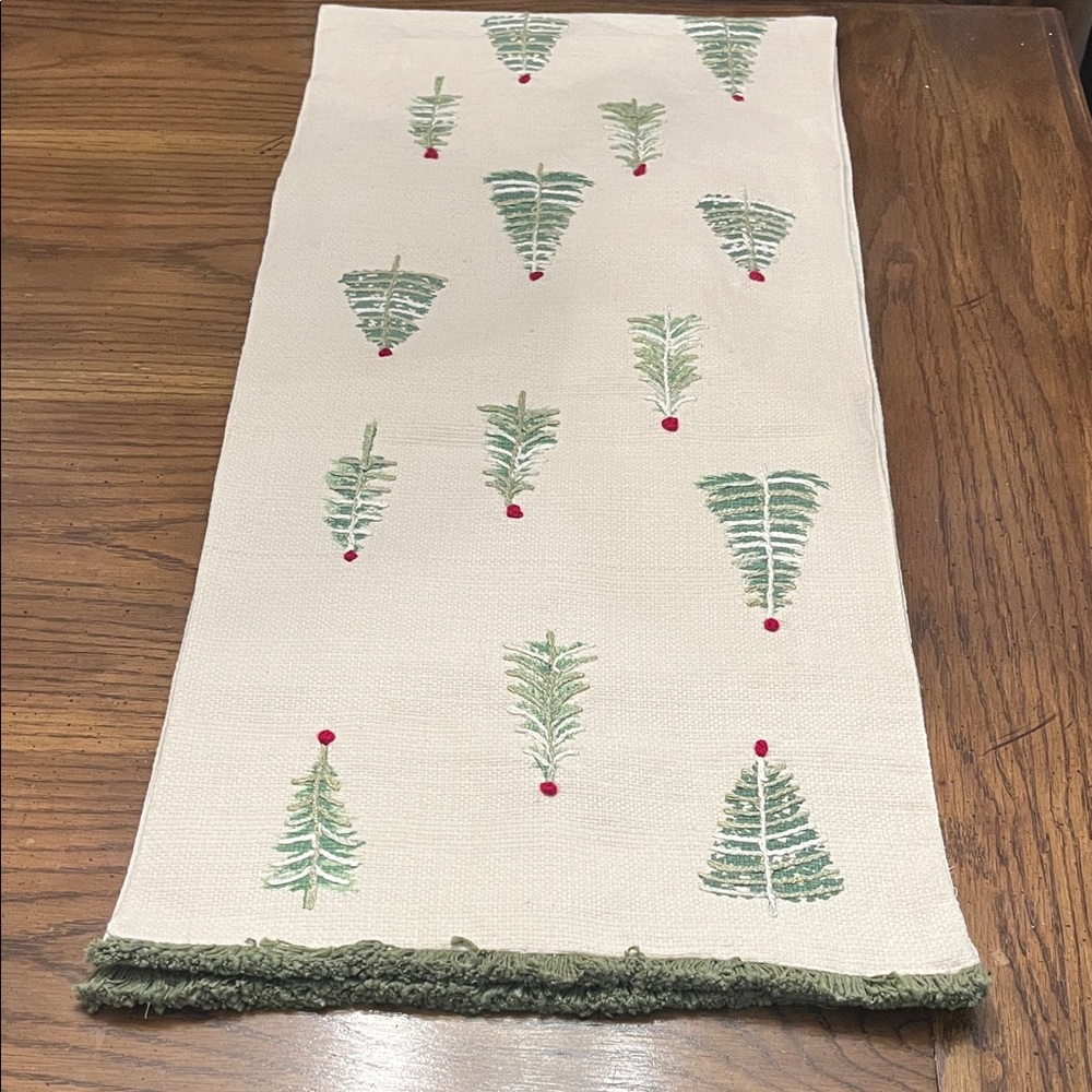 Cynthia Rowley Festive Tree Pattern Table Runner, 68 x 16 inches - Picture 4 of 11